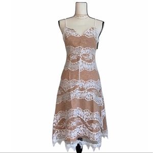 Lace and nude midi dress Junior’s / Petite NWT